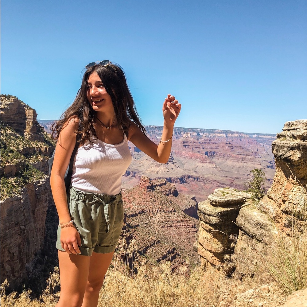 Meet your Posher, Allison